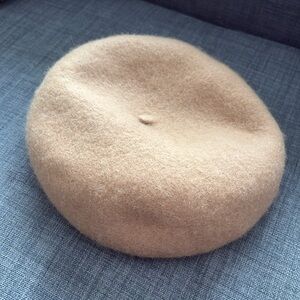 100% wool beret hat